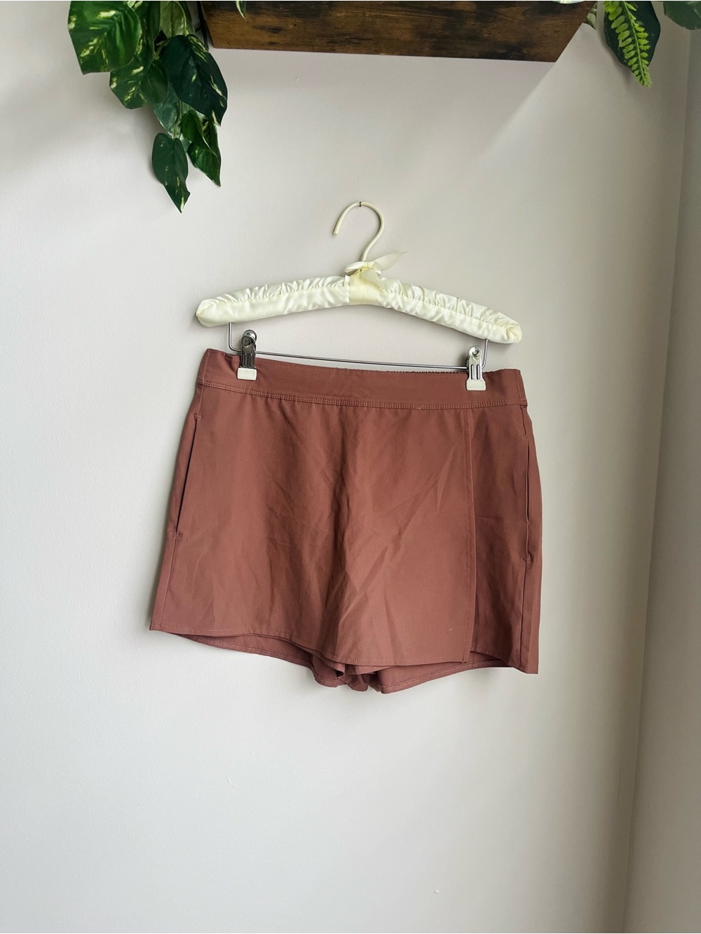 Women's Active Skort in Dusty Rose